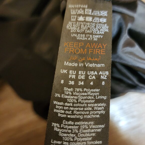 Nasty Gal Essentials Tailored Waistcoat NWOT Black Size 4 - Picture 10 of 10